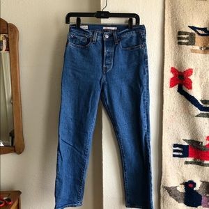 Levi’s Wedgie Straight Jeans